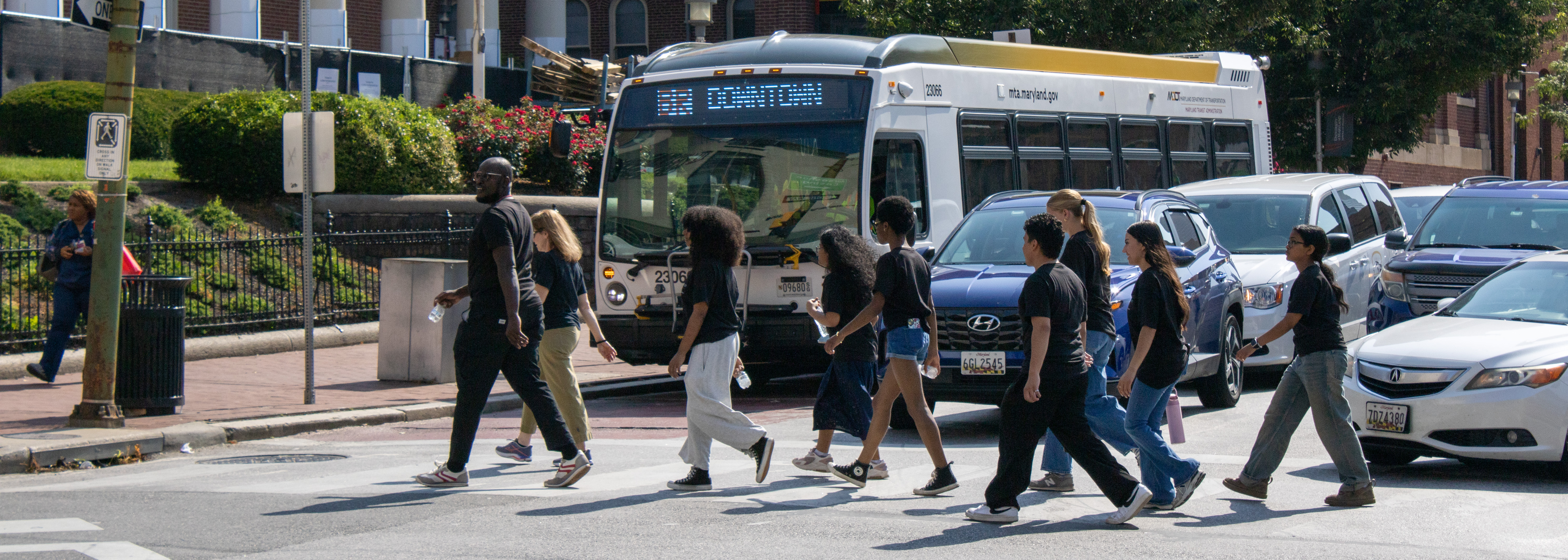 Master of Public Health students participate in a walking tour across campus