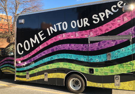 Com Into Our Space van