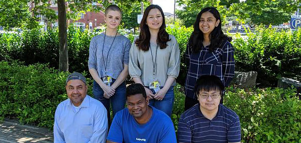 Group photo of members of the 2021 Chatterjee laboratory