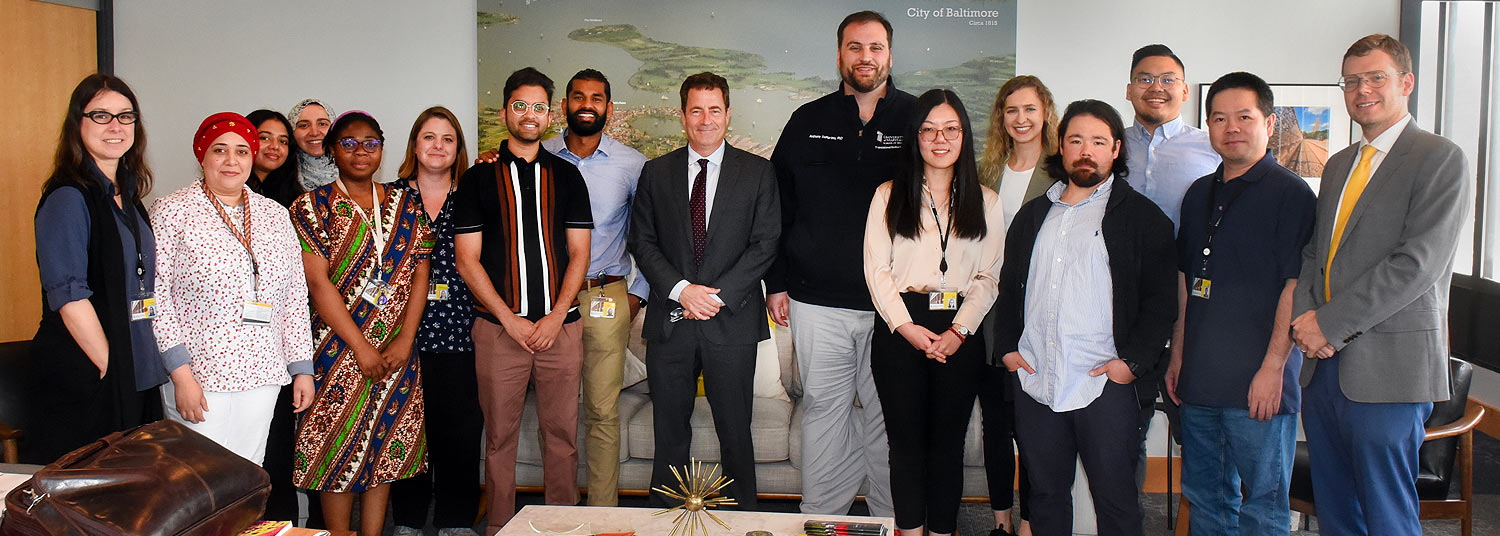 Group photo of Dr. Gladwin and his team