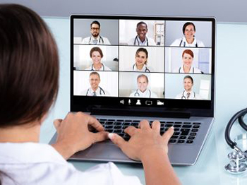 doctor on virtual training