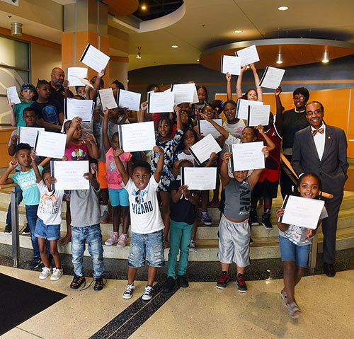 Dean Reece with 2018 Mini-Med School Kids