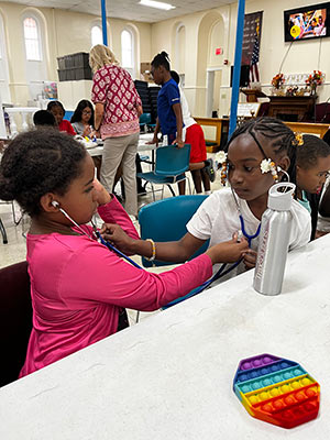 Mini-Med School Kids participants