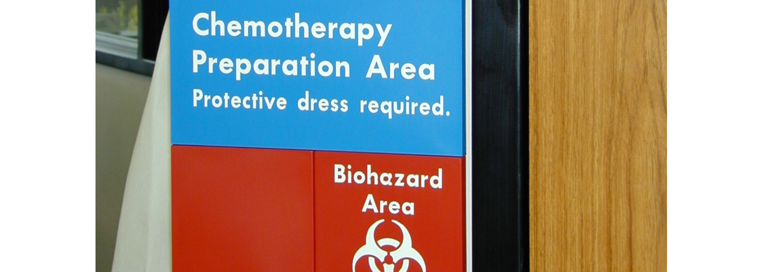 chemotherapy preparation area sign